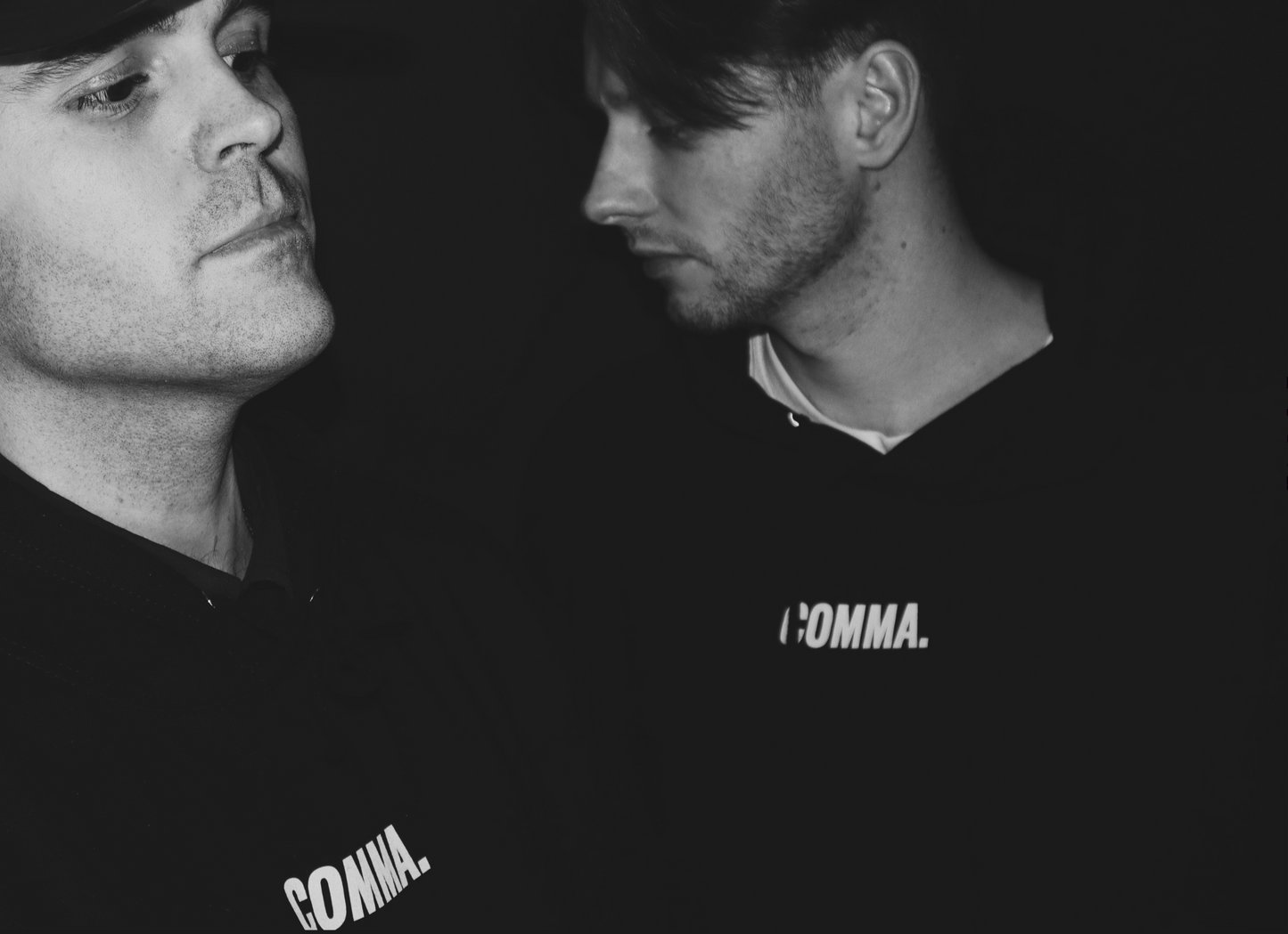 COMMA.hoodie